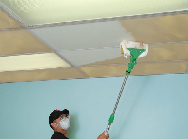 The-Importance-of-cleaning-the-ceiling