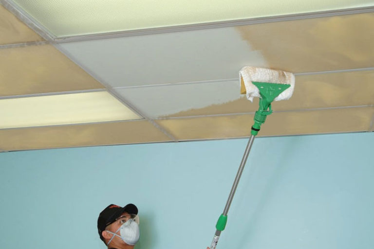 The-Importance-of-cleaning-the-ceiling